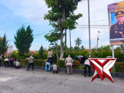 Personel Polres Pelabuhan Belawan Tingkatkan Disiplin dan Kebersihan Mako - PoliceTube