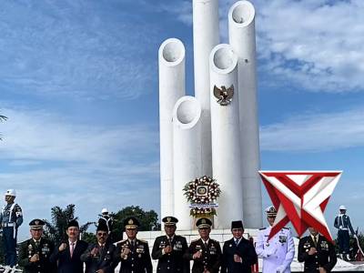 Ziarah Nasional dalam rangka HUT ke-80 TNI - PoliceTube