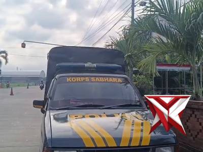 CW Pagi depan SMPN 1 Gondang, Kec. Gondang. - PoliceTube