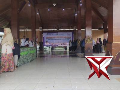 Pasar murah - PoliceTube