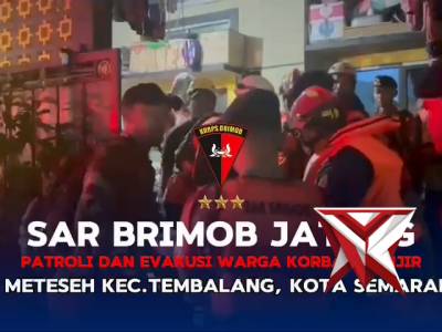 Sat Brimob Polda Jateng Patroli dan Evakuasi Warga Korban Banjir Di Meteseh Kecamatan Tembalang - PoliceTube