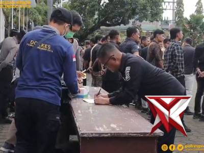 Tes Urine Anggota Polri - PoliceTube