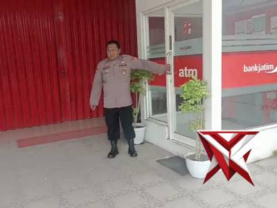 POLSEK BALONGPANGGANG: PATROLI OBVIT ATM BANK JATIM - PoliceTube