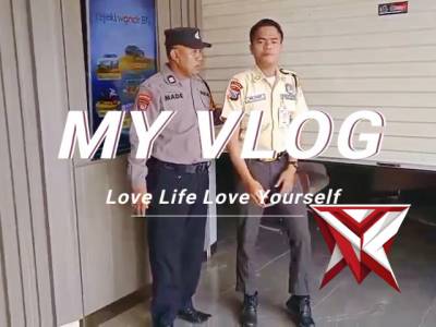 Anggota samapta Polsek Waru sambang di bank CRM Tropodo