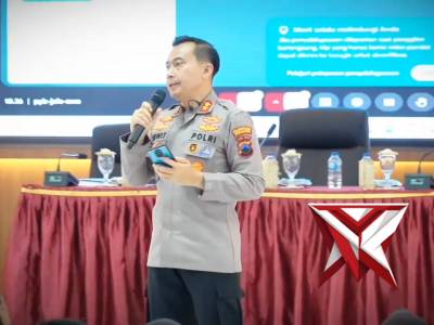 Polrestabes Semarang gelar anev aplikasi Libas dan evaluasi tugas Bhabinkamtibmas. - PoliceTube