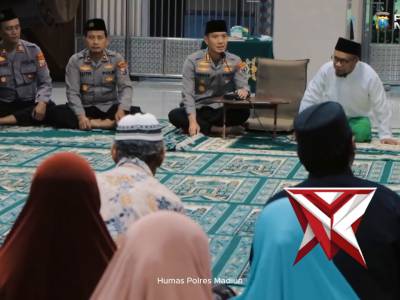 Safari Ramadhan Kapolres Madiun ? Kapolres Madiun melaksanakan kegiatan Safari Ramadhan di Pondok - PoliceTube