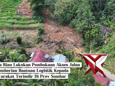 Polda Riau Lakukan Pembukaan Akses Jalan dan Beri Bantuan kepada Masyarakat Terisolir