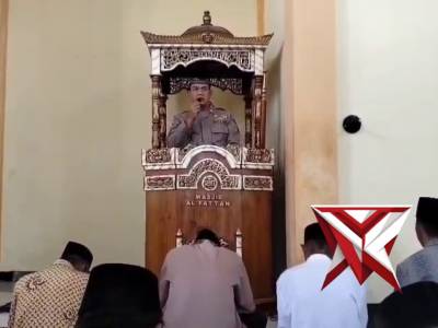 Polsek Karanganyar - PoliceTube