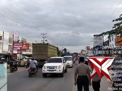 Polsek Indralaya in action - PoliceTube