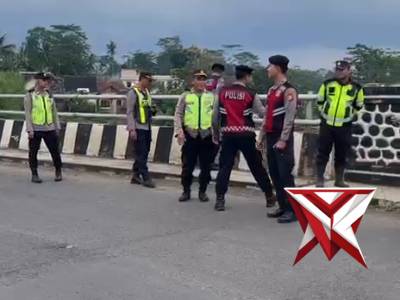 Dalam rangka antisipasi balap liar, Kapolsek Bantur laksanakan patroli gabungan - PoliceTube