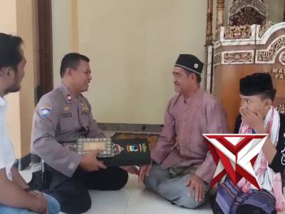 Polsek Karanganyar - PoliceTube