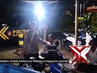 Patroli Malam, Polsek Kedamean Antisipasi Kejahatan Jalanan - PoliceTube