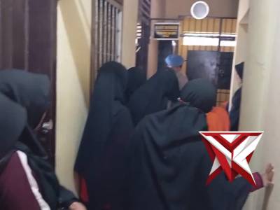 kunjungan dari anak-anak Tk - PoliceTube