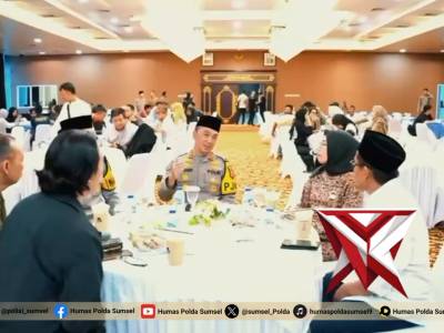 Gelar Buka Bersama Awak Media, Kapolda Sumsel Tegaskan Kemitraan Strategis - PoliceTube