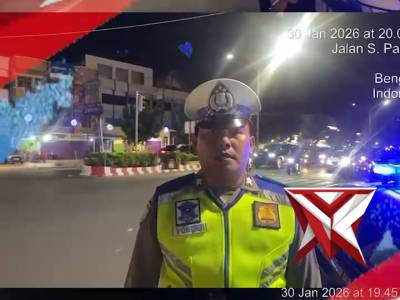 GIAT PATROLI BLUE LIGHT - PoliceTube