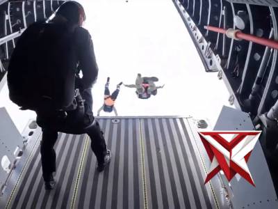 PENERJUN PAYUNG BHAYANGKARA MENGIBARKAN BENDERA MERAH PUTIH - PoliceTube