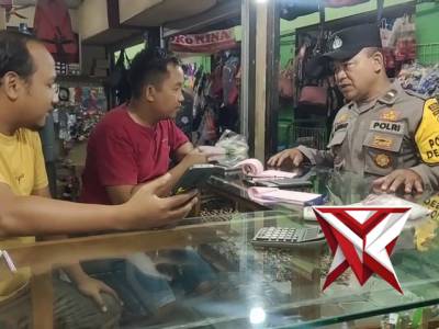 Kanit binmas memberikan himbauan kamtibmas