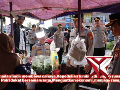 Kapolda Bengkulu Bersama PJU dan Kapolres/ta Jajaran Borong Takjil, Hidupkan UMKM Ramadan Sebagai w - PoliceTube