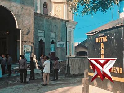 JUMAT BERKAH KORVE DI MASJID TAQWA KEC. BAITURRAHMAN - PoliceTube