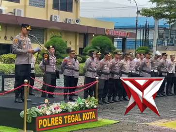 Upacara Hari Kesadaran Nasional Polres Tegal Kota - PoliceTube
