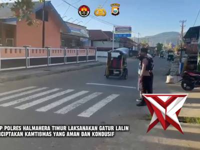 Satsamapata polres haltim melaksanakan strong point - PoliceTube