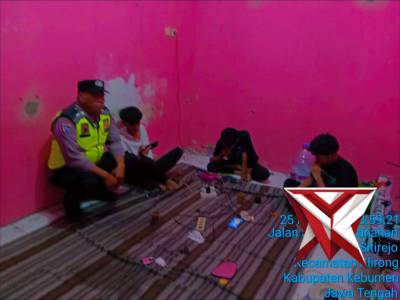 Polsek Klirong - PoliceTube