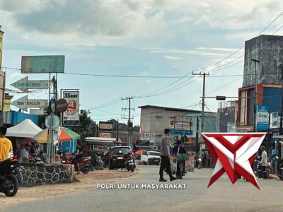 Melaksanakan pengamanan di pasar ramadhan guna menjaga situasi kamtibmas  tetap aman dan kondusif