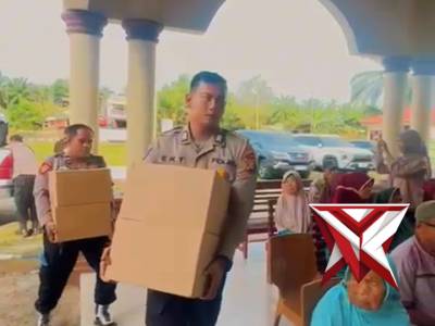 polres rohil berbagi sembako kepada kaum duafa - PoliceTube