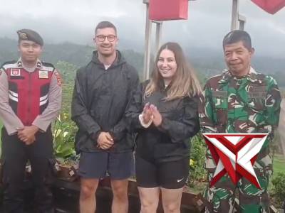 'Polisi Sahabat Petani Wisata'!" - PoliceTube