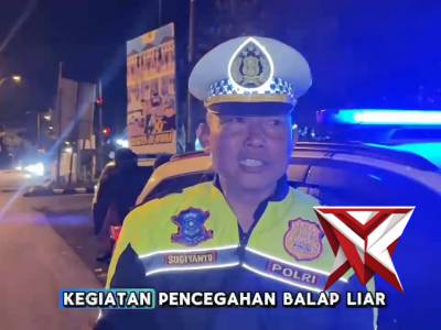 Polisi bubarkan balap liar di Salatiga - PoliceTube