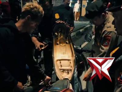 PATROLI GABUNGAN RAYON BARAT DI WILAYAH KECAMATAN WONOAYU - PoliceTube