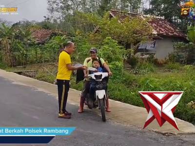 Jum&rsquo;at Berkah Polsek Rambang - PoliceTube
