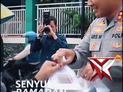 Indahnya Berbagi di Bulan Suci Ramadhan Penuh Keberkahan - PoliceTube
