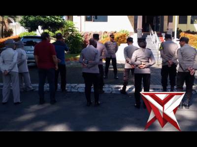 Giat Apel Pagi Yang di Dipimpin Panit Binmas Iptu Irwansyah Panit Binmas Polsek Lawang - PoliceTube