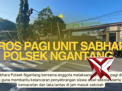 Poros Pagi Unit Sabhara Polsek Ngantang Sasar Penyeberangan Siswa Siswi SMPN 1 Ngantang - PoliceTube