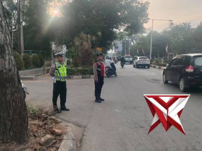 PENGATURAN LALIN - PoliceTube