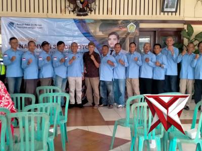 Bhabinkamtibmas Kel. Lawang Aipda Mas Edi hadiri giat sosialisasi "kenali nyeri sendi dan otot" - PoliceTube