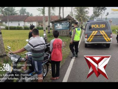 Polsek Prembun melaksanakan patroli sore antisipasi balap liar. - PoliceTube
