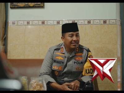Kapolres Kediri Sowan ke Pimpinan Ponpes Lirboyo Jelang Ramadan - PoliceTube
