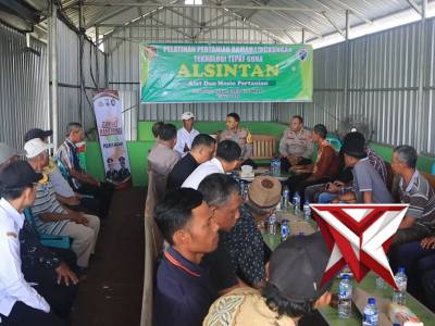 KAPOLRES NGAWI TINJAU ALAT PENGERING JAGUNG