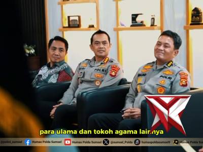 Kapolda Sumsel Perkuat Kolaborasi Bersama FKUB, MUI dan LDII untuk Jaga Kamtibmas

PALEMBANG - Kapol