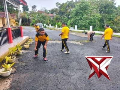 Giat Curve - PoliceTube