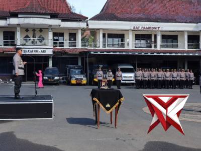 UPACARA PELANTIKAN KABAGOPS, KASATRES PPA DAN PPO SERTA KAPOLSEK KARANG PUCUNG POLRESTA CILACAP - PoliceTube