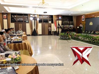 Buka bersama - PoliceTube