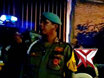 Patroli Antisipasi Gangguan Kamtibmas oleh Polsek Pakal - PoliceTube