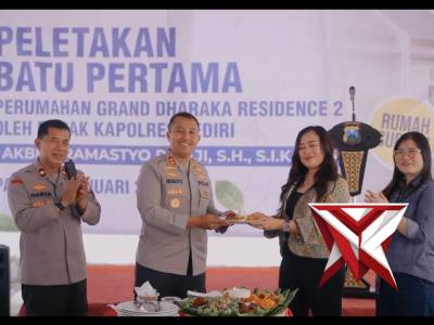 Kapolres Kediri Lakukan Peletakan Batu Pertama Grand Dharaka Residence 2 - PoliceTube