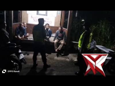 Dalam Upaya Meningkatkan Situasi Kamtibmas Yang Aman Dan Kondusif Diwilayah Polsek Sukomoro Polres M - PoliceTube