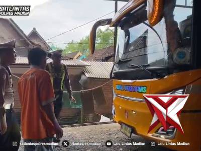 Himbauan dalam Rangka Mendukung Keselamatan Angkutan Jalan - PoliceTube