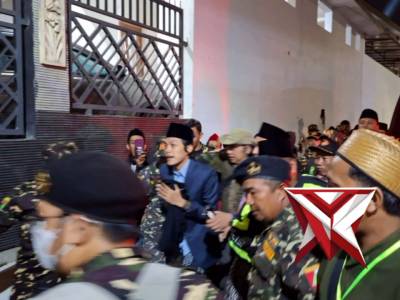 Pengamanan gus - PoliceTube