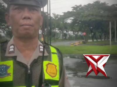 Patroli Polsek Lakarsantri - PoliceTube